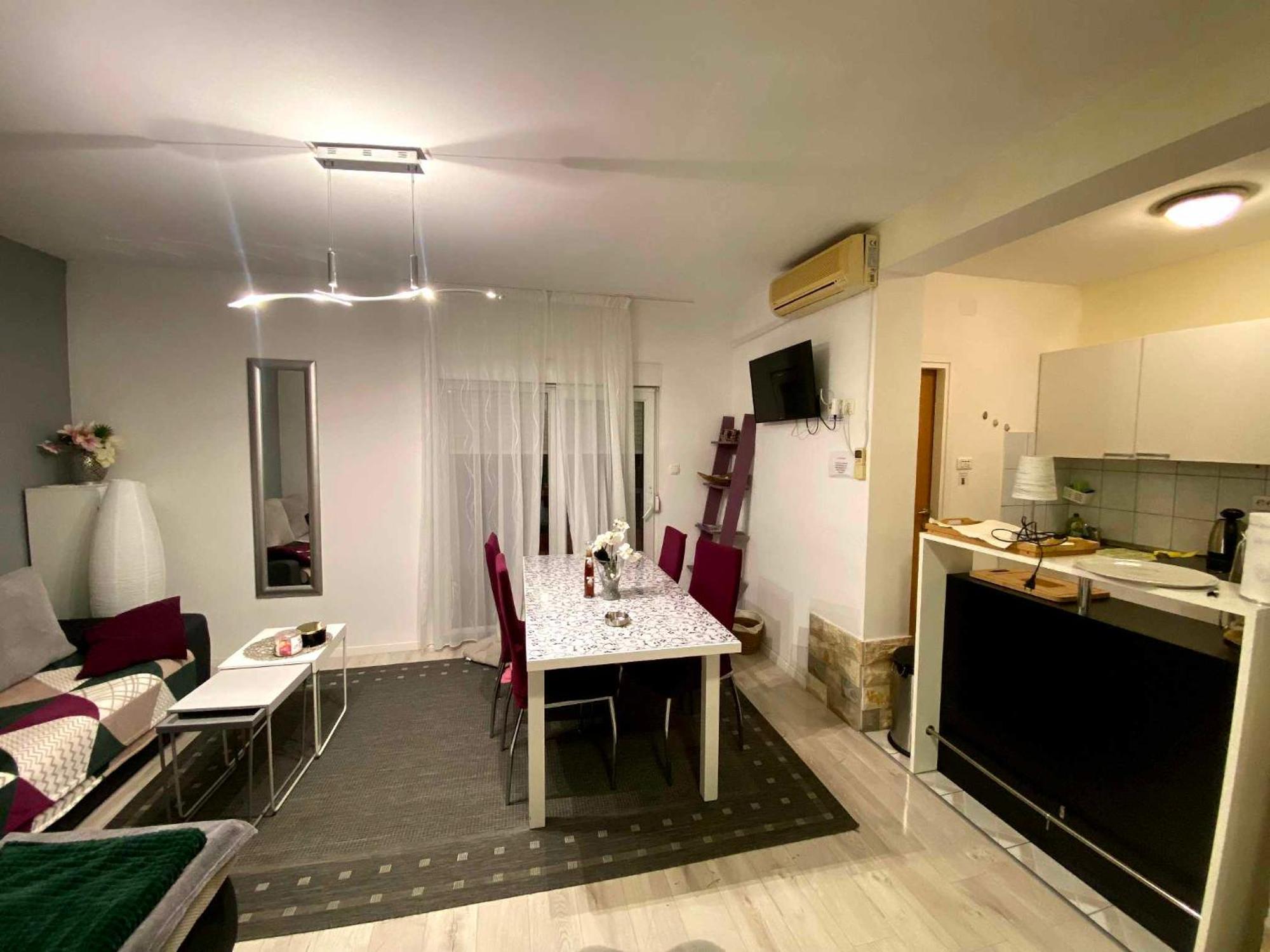 Отель Super Horizont -Free Parking And Jaccuzzi Стобрек Экстерьер фото